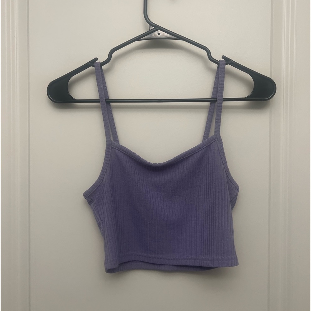 Small H&M purple crop top
